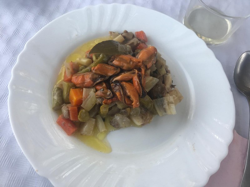 Verduras y mejillones en escabeche Verduras y mejillones en escabeche